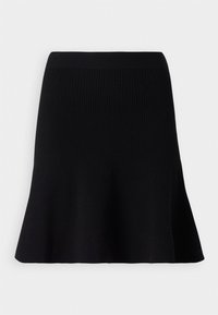 Falda de punto acampanada de canalé negra con una cinturilla ajustada, tela texturizada y un acabado suave; diseñada para un uso cómodo.