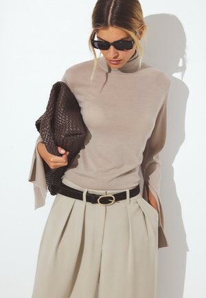 HIGH NECK - Maglione - beige
