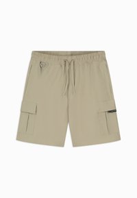 Beige cargoshorts met een elastische tailleband, trekkoord en twee zijzakken. Heeft een flapzak op het linkerpijp en een merklabel.
