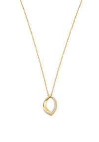 Goldene Halskette mit einer dünnen Kette und einem ovalen Anhänger, der eine polierte Oberfläche aufweist und entlang einer Kante mit klaren Strasssteinen verziert ist.