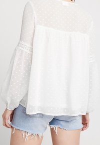 VILA Pusero - off-white