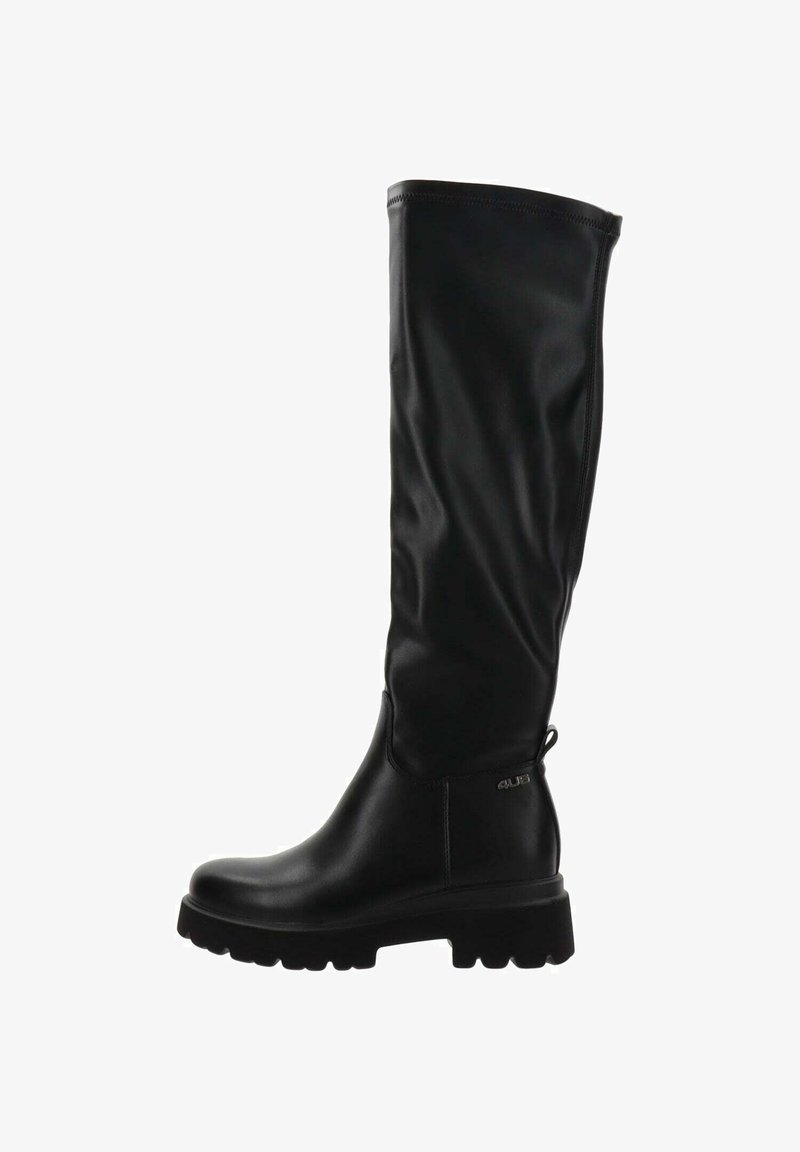 Bota negra hasta la rodilla hecha de material sintético suave, con una suela gruesa y resistente, y un diseño minimalista con un acento de logo.