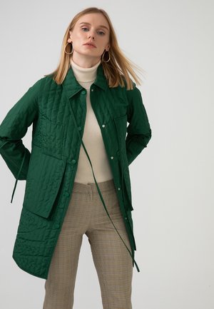 QUILTED JACKET - Short coat - green