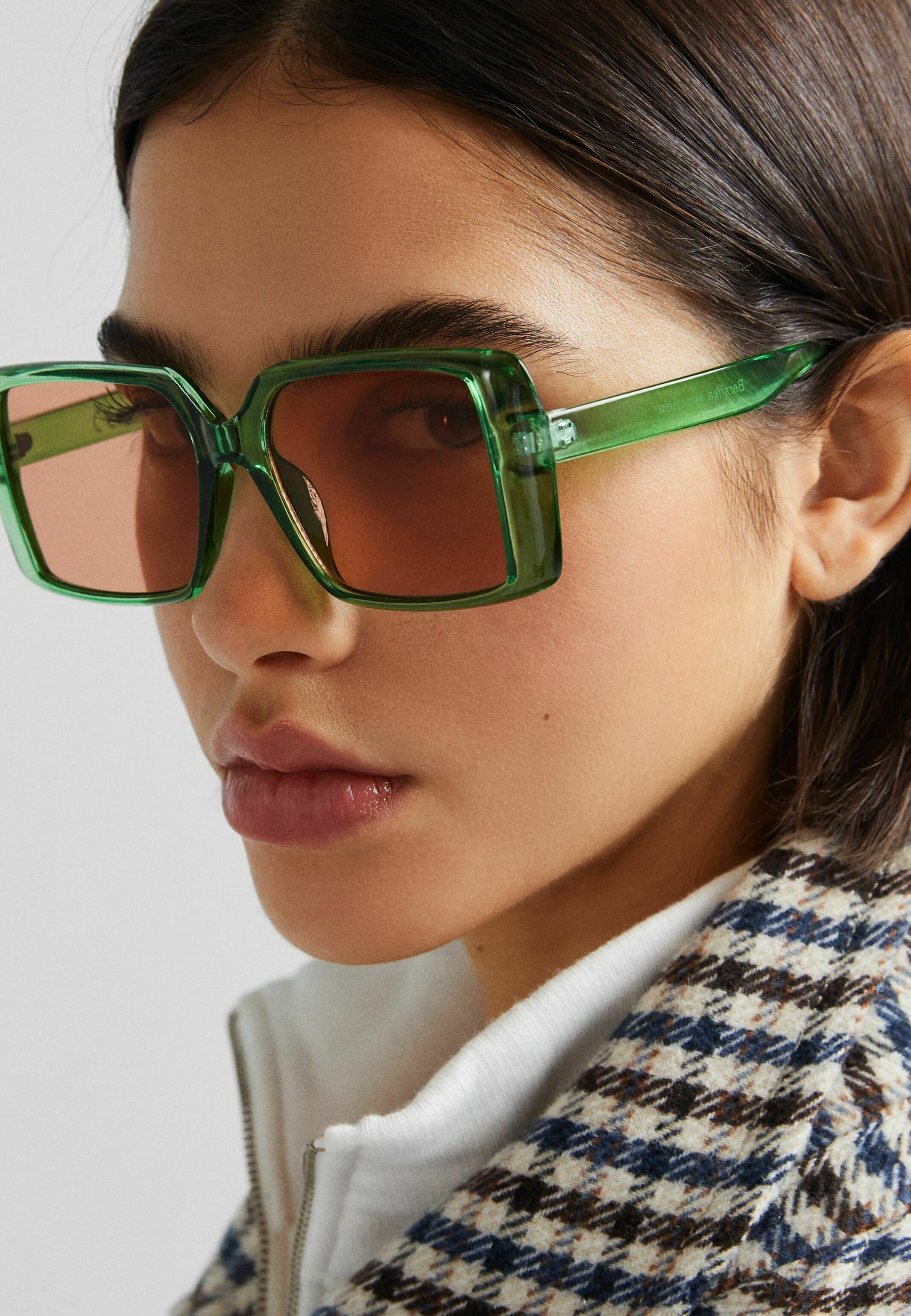 Bershka COLOURFUL - Occhiali da sole - green/verde - Zalando.it