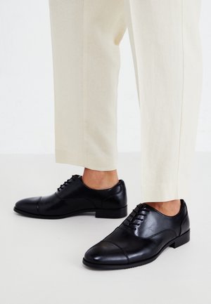 CARLISLE - Zapatos de vestir con cordones - black