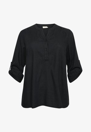 Blouse noire légère avec un col rond, trois boutons à l'avant et des manches retroussables. Texture douce, coupe décontractée, sans motifs visibles.