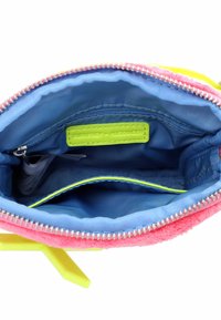 SURI FREY Borsa a tracolla - pink