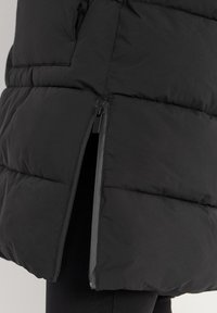 Cellbes of Sweden WARM WITH SIDE ZIPS AT THE BOTTOM - Vinterfrakke - black
