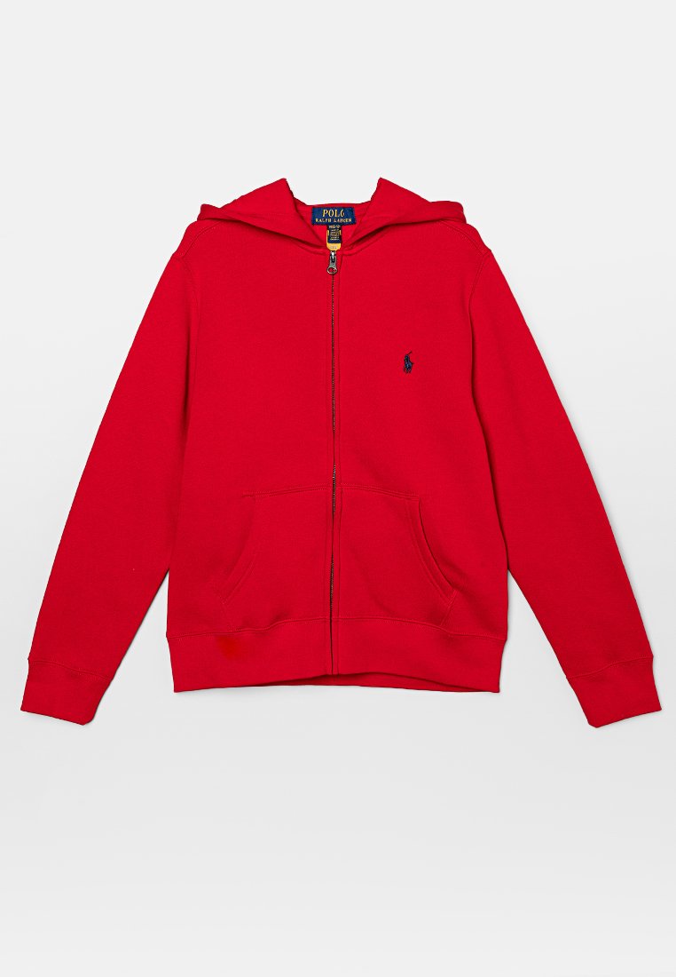 Felpa rossa con zip realizzata in tessuto misto cotone. Presenta una tasca frontale, un cappuccio con coulisse e un piccolo logo sul lato sinistro del petto.