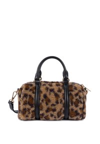 Sac à imprimé léopard brun et noir avec des poignées et des accents en cuir noir, doté d'un extérieur doux et texturé et d'une bandoulière amovible.