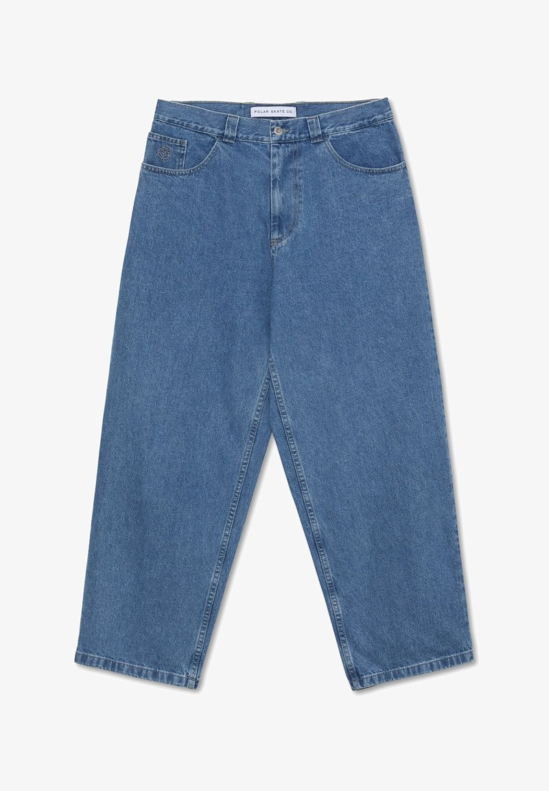 Jeans de mezclilla de color azul claro con un corte holgado, cinco bolsillos y detalles de costura. Presenta un cierre de botón y presillas para cinturón en la cintura.