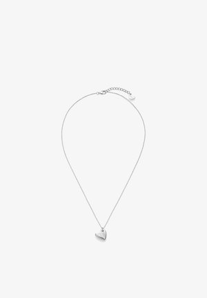 Silberne Halskette mit einem Herzanhänger in geteiltem Design. Der Anhänger hat eine glatte Seite und eine mit Kristallen verzierte Seite, an einer dünnen Kette.