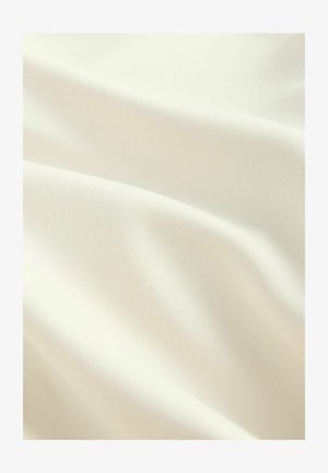 Helle Creme-Stoff mit glatter Textur, der subtile Wellen und feine Webdetails aufweist. Die Oberfläche ist sauber und gleichmäßig.