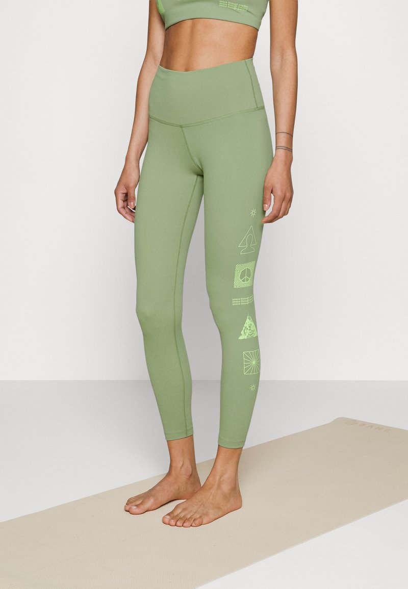 Nike Performance Leggings Oil Green iron Grey green Zalando de