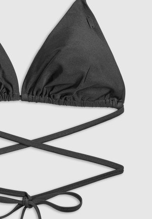 4F, - Góra od bikini