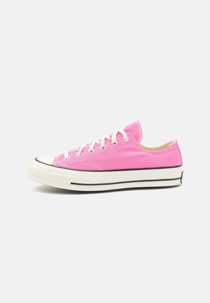 Sneakers - pink