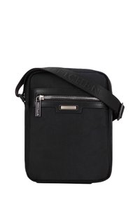 Borsa a tracolla nera realizzata in nylon testurizzato, con un accento in pelle liscia, tasca frontale con zip e tracolla regolabile.