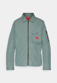 Unselected, dark green