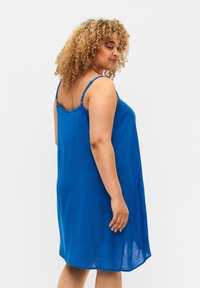 Zizzi SOLID COLOUR STRAP - Dnevna obleka - victoria blue