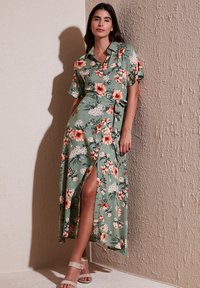 LELA REGULAR FIT - Maxi dress - olive