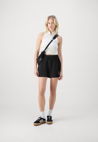 GAP HERITAGE - Shorts - true black