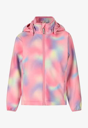 Meisjes softshelljas in pastelroze met capuchon, volledige ritssluiting aan de voorkant en elastische manchetten, met een meerkleurig tie-dye patroon.