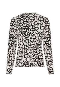 Haut à manches longues noir et blanc avec un motif léopard, un col rond et un tissu tricoté texturé.