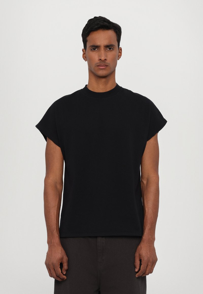 Won Hundred CREED - Topper - black