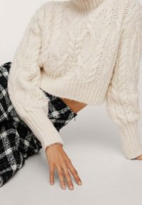 Mango Sweter