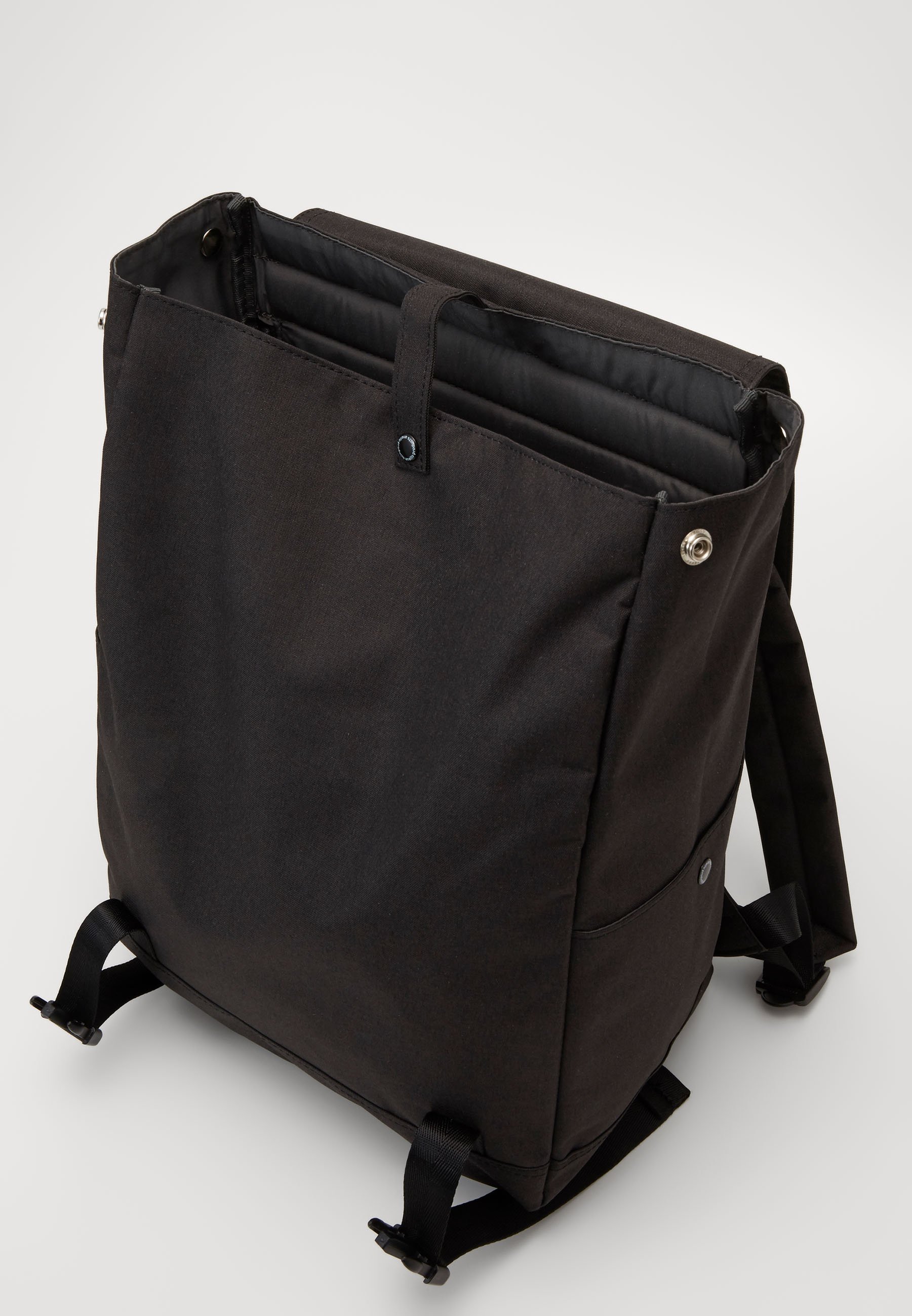 anello slim flap backpack