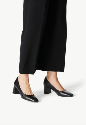 Tamaris Pumps - black