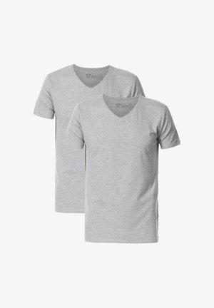 Dvé šedé v-neck trička vyrobená z měkké bavlny. Krátké rukávy a volný střih. Minimalistický design bez viditelných vzorů nebo akcentů.
