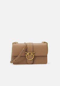 Δεν επιλέχθηκε, beige