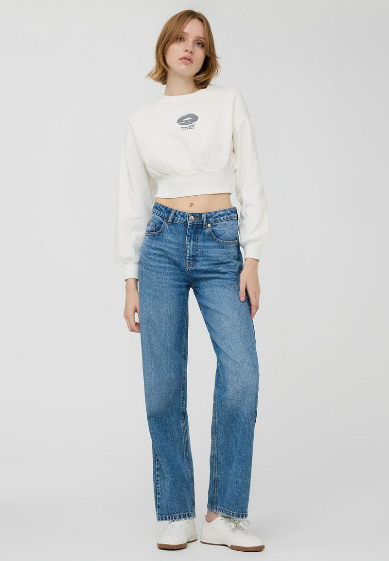 Terranova PESANTE CROP CON STAMPA BOCCA Felpa bianco lana