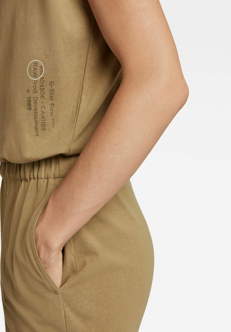 Damen Kleider | G-Star SNAP BUTTON S-S Jumpsuit fresh army green/beige - EN09930 Damen Kleider | G-Star SNAP BUTTON S-S Jumpsuit fresh army green/beige - EN09930
