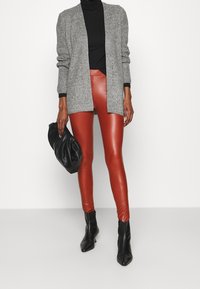 TOM TAILOR DENIM Legging (type pantalon) - metallic red