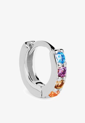 Petit ensemble de boucles d'oreilles créoles en argent avec quatre pierres précieuses rondes de couleur bleue, violette, ambre et orange.