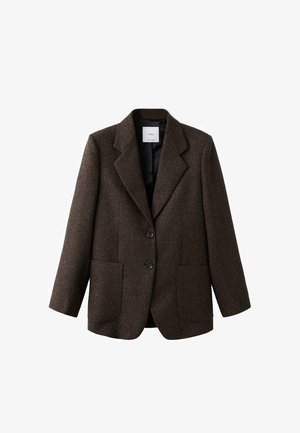 Brun uld blazer med spidse klapper, to forlommer og lukning med to knapper. Indersiden er foret med sort stof for kontrast.