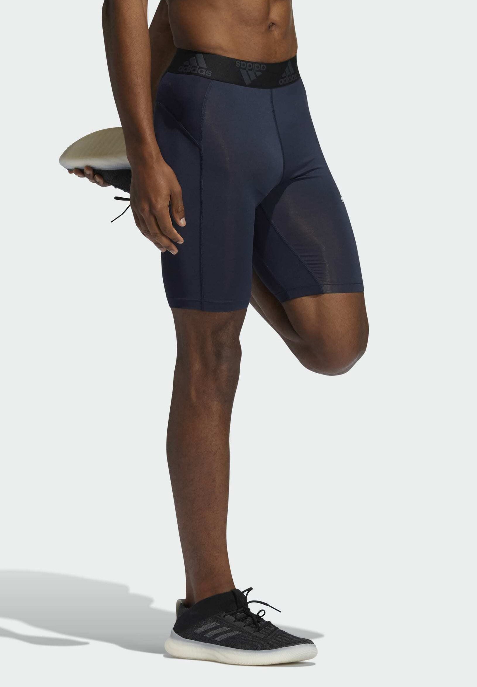 adidas Performance TECHFIT SHORT TIGHTS 