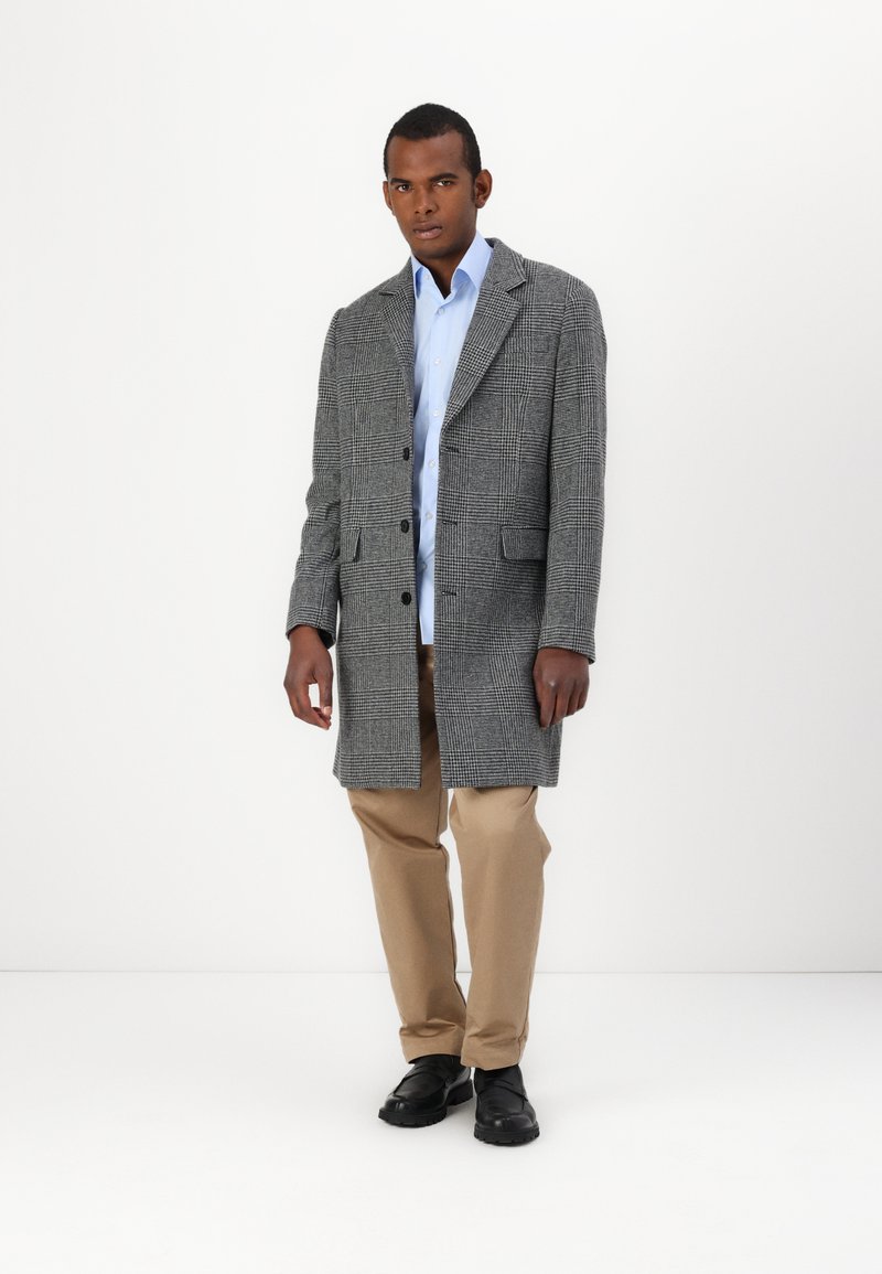 Chemise Homme H&M – Couleur Fawn (fauve), Manches Longues, Taille M, Occasion Très Bon état