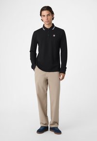 Fila APPAREL BIELLA REGULAR TIPPED - Polo - black