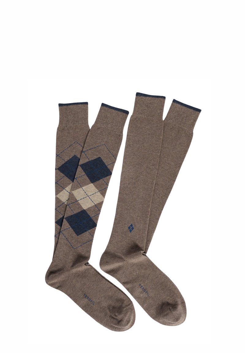 Calzini marroni fino al ginocchio con un motivo a diamante in blu navy e beige, dotati di polsini a costine di contrasto. Realizzati in un materiale morbido.