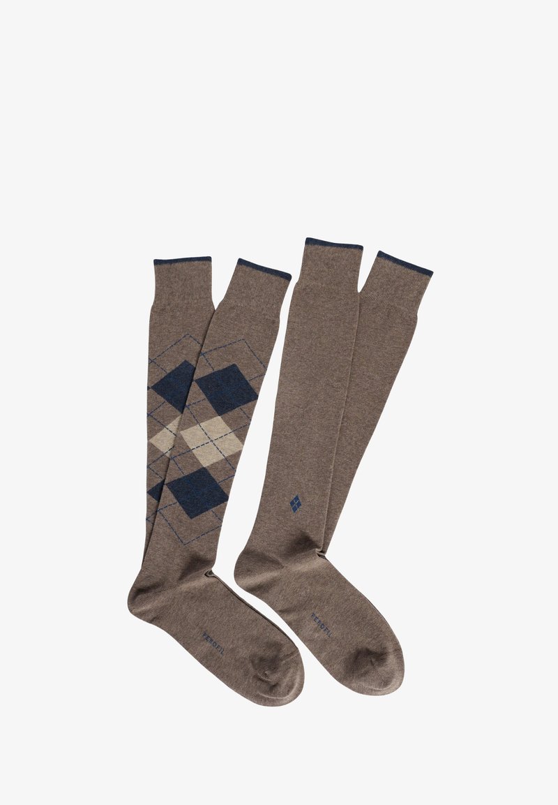 Calzini marroni fino al ginocchio con un motivo a diamante in blu navy e beige, dotati di polsini a costine di contrasto. Realizzati in un materiale morbido.