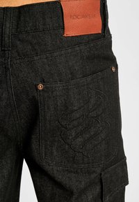 Rocawear HERREN WILLIAMSBURG  - Oldalzsebes nadrágok - black
