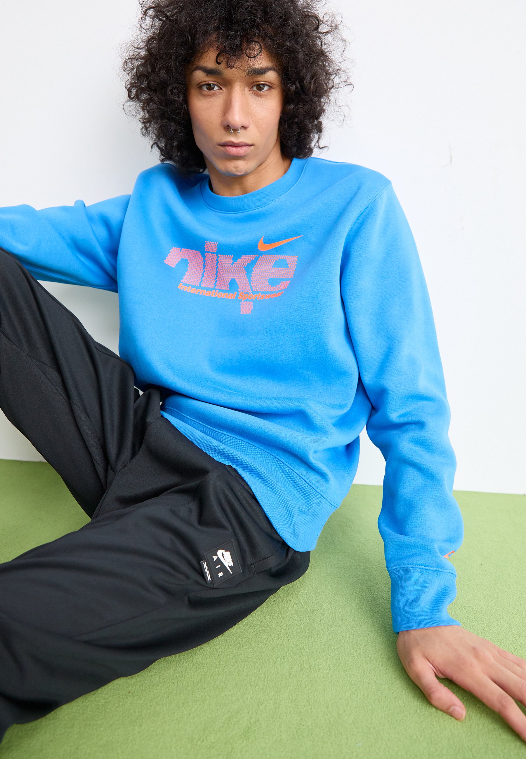 mens sports sweatshirts nike blue