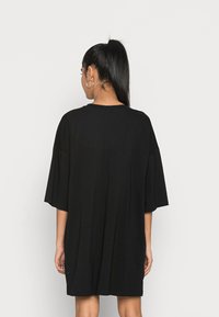 Even&Odd Vestido de malha - black/multi coloured