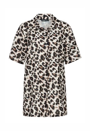 Korte mouwen shirt in luipaardprint, met een kraag en knoopsluiting. Gemaakt van een soepele stof met een lichte, luchtige textuur.