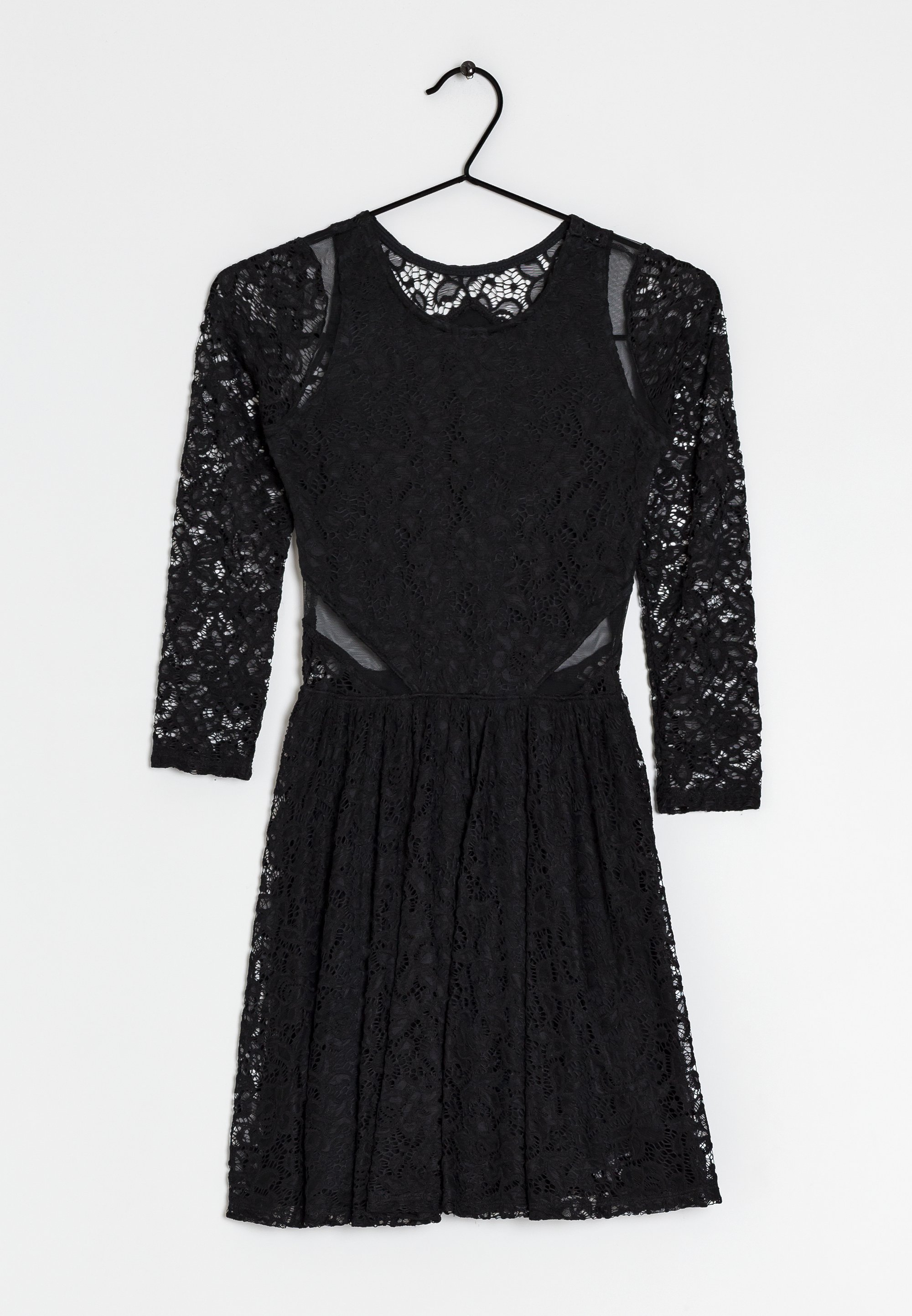 Abercrombie & Fitch Day dress - black - (Pre-owned) - Zalando.ie Abercrombie & Fitch Day dress - black - (Pre-owned) - Zalando.ie