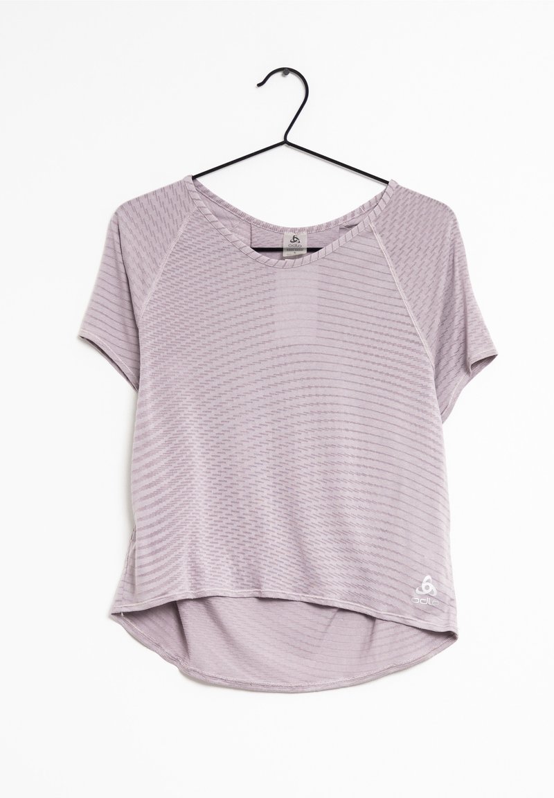 Ljuslila träningsskjorta med korta ärmar, texturerat mönster, rundad halsringning och hög-låg nederkant. Logotyp placerad längst ner till höger.