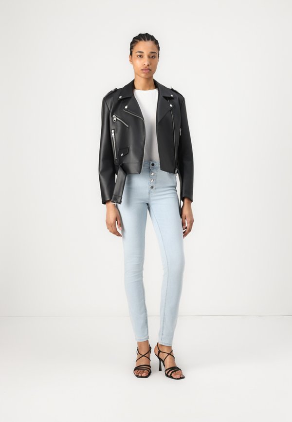 EXPOSED BUTTON - Jeans Skinny Fit - nuage light4